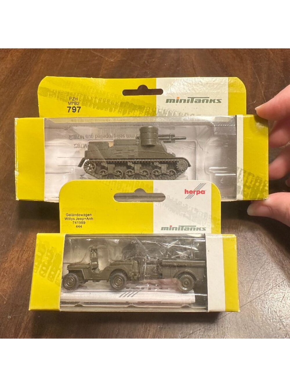 Herpa Military Minitanks Tank & Willys Jeep+Anh Trailer Models